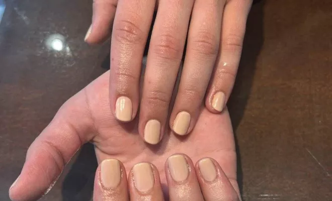 Ongles en semi-permanent, Lyon, L'Embellie - Centre de Beauté